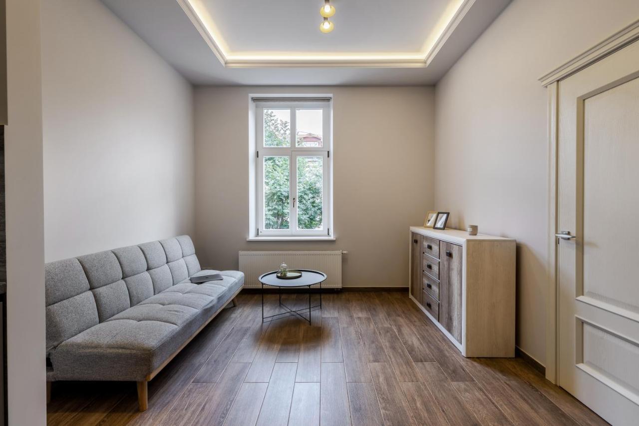 Inshiapartments On Kovzhuna Str リヴィウ エクステリア 写真