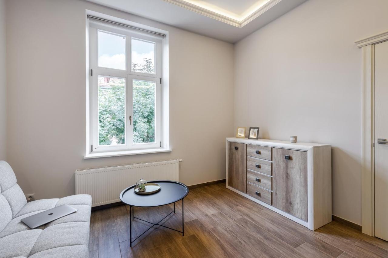 Inshiapartments On Kovzhuna Str リヴィウ エクステリア 写真