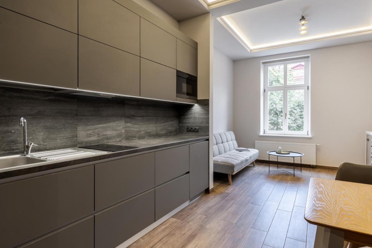 Inshiapartments On Kovzhuna Str リヴィウ エクステリア 写真